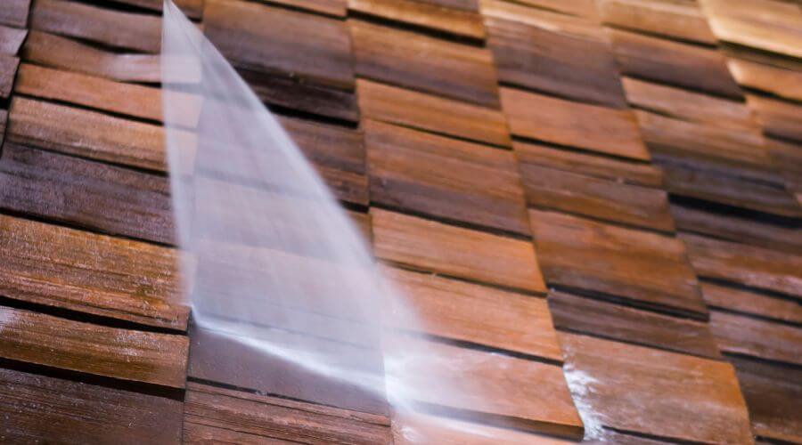 Professional gutter cleaning in Beaver, IA